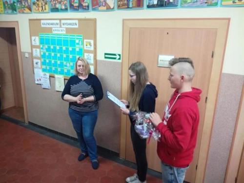 30710817 1817168761668427 1168745224982233088 n