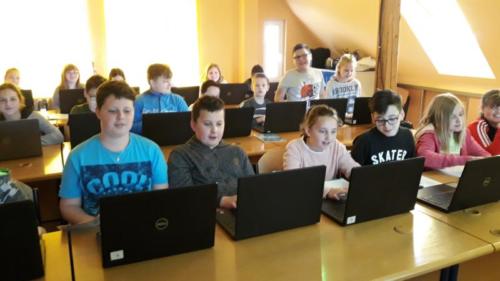 57134535 2420994407944566 2863610895613820928 n