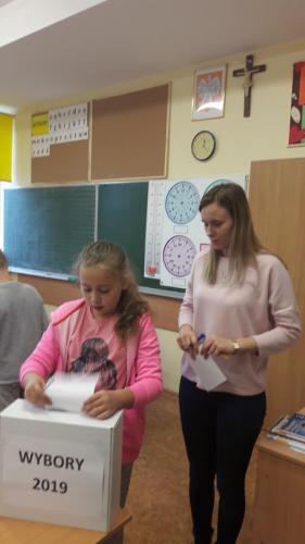 20190930 122419 (Copy)