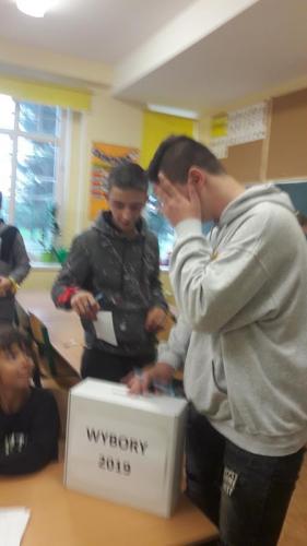 20190930 124143 (Copy)