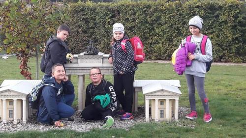 20190926 143519 (Copy)